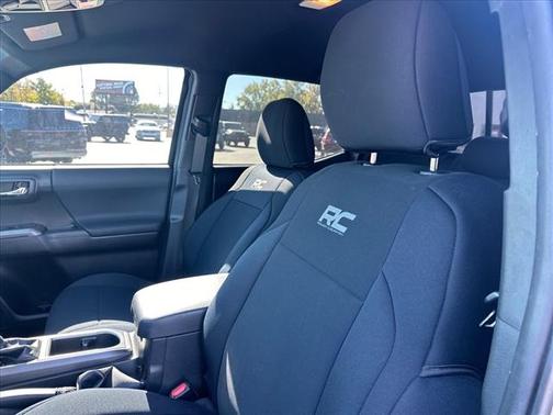 2020 Toyota Tacoma SR