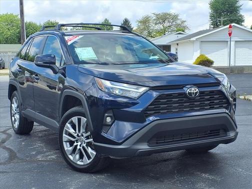 2023 Toyota RAV4 XLE Premium