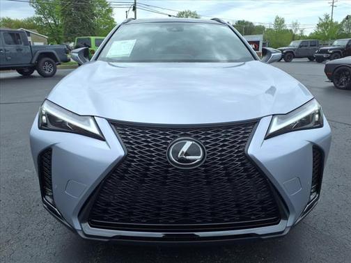 2023 Lexus UX 250h F SPORT Handling