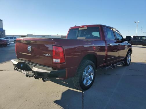 Photo 5 of 17 of 2017 RAM 1500 Big Horn