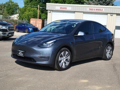 2023 Tesla Model Y Long Range Dual Motor All-Wheel Drive