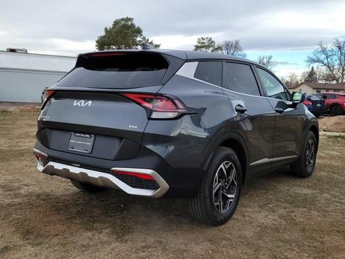 2024 Kia Sportage LX