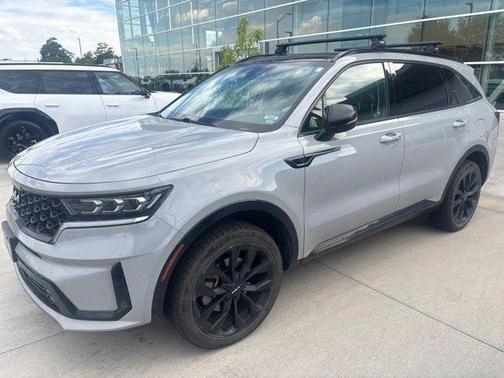 Wolf Gray 2023 Kia Sorento SX