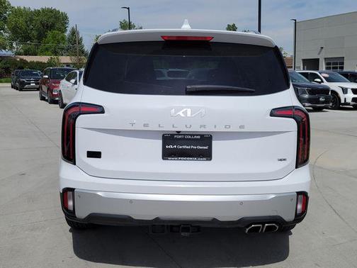 Glacial White Pearl 2024 Kia Telluride SX