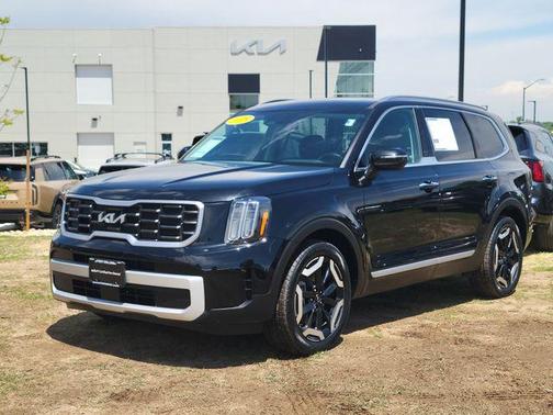 Ebony Black 2025 Kia Telluride S