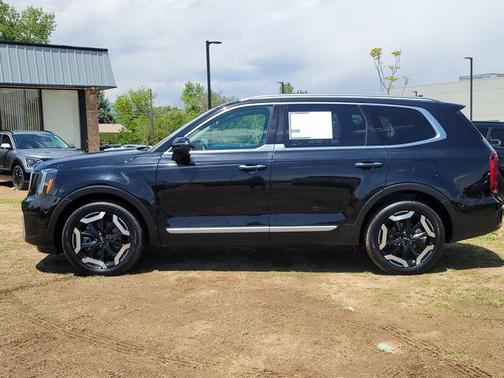 Ebony Black 2025 Kia Telluride S