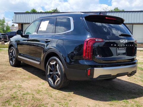 Ebony Black 2025 Kia Telluride S