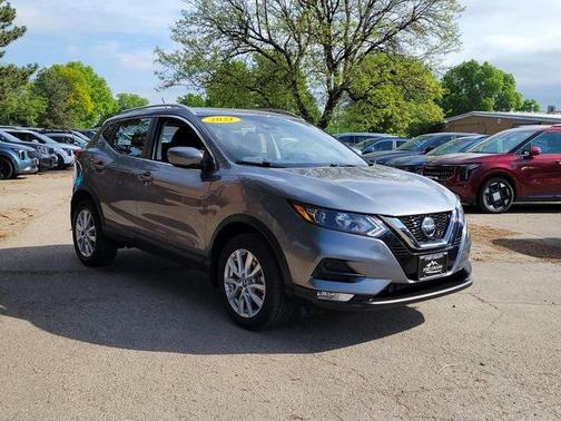 2021 Nissan Rogue Sport SV