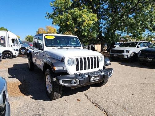 2023 Jeep Gladiator Sport S