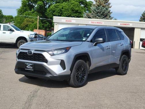 2022 Toyota RAV4 LE