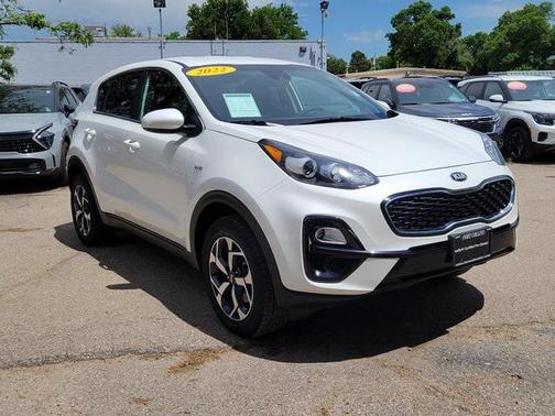 2022 Kia Sportage LX