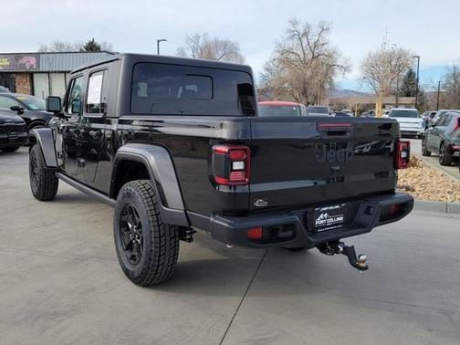 2021 Jeep Gladiator Willys 4x4