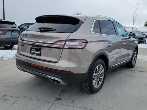 2020 Lincoln Nautilus Standard