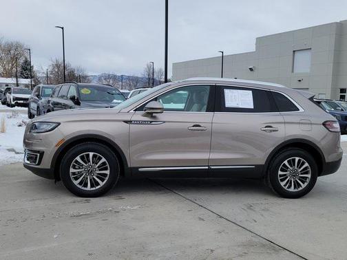 2020 Lincoln Nautilus Standard