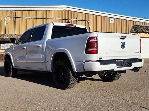 Photo 2 of 34 of 2020 RAM 1500 Limited