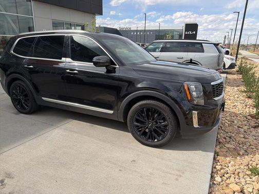 Black Copper 2022 Kia Telluride SX