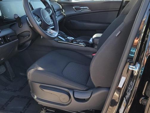 2025 Kia Sportage Hybrid LX