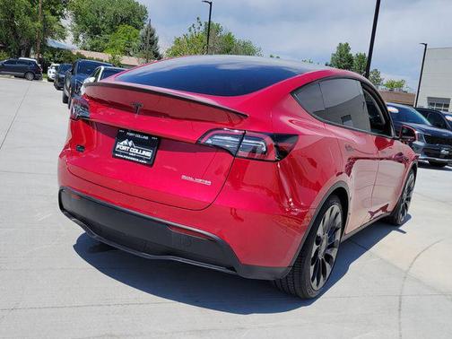 Red Multi-Coat 2022 Tesla Model Y Performance Dual Motor All-Wheel Drive
