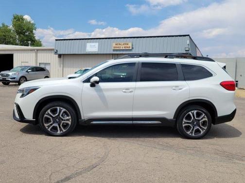 2023 Subaru Ascent Limited 8-Passenger