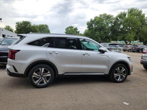 2023 Kia Sorento Hybrid SX Prestige