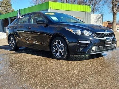 Photo 3 of 25 of 2021 Kia Forte LXS