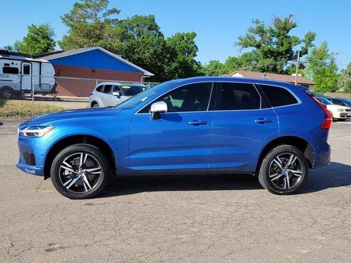 2018 Volvo XC60 T6 R-Design