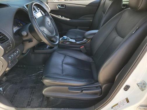 2015 Nissan Leaf SL
