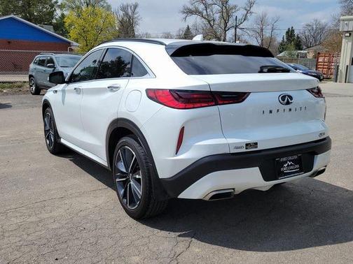 2023 INFINITI QX55 LUXE