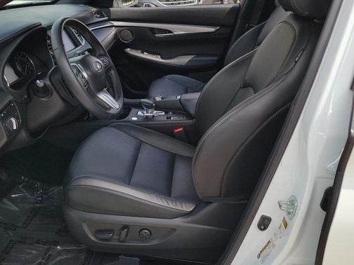 2023 INFINITI QX55 LUXE