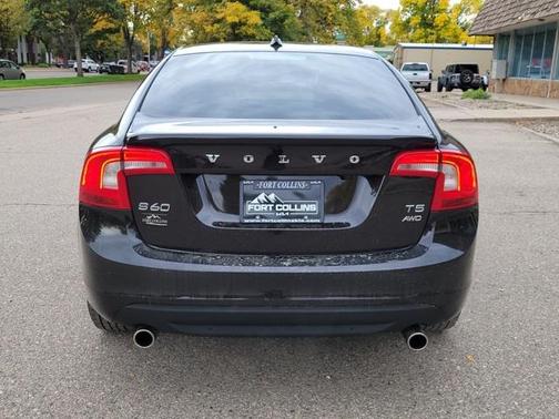 2013 Volvo S60 T5 Platinum