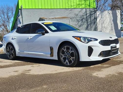 Photo 3 of 26 of 2021 Kia Stinger GT-Line