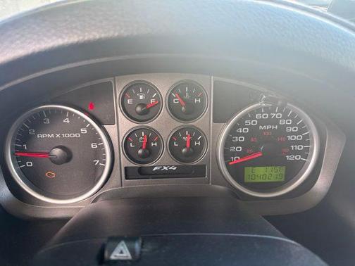 Gray 2004 Ford F-150