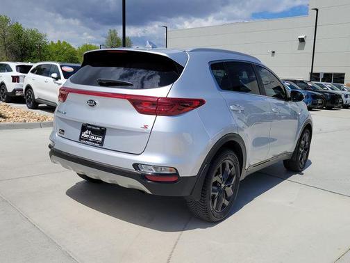 Sparkling Silver 2020 Kia Sportage S
