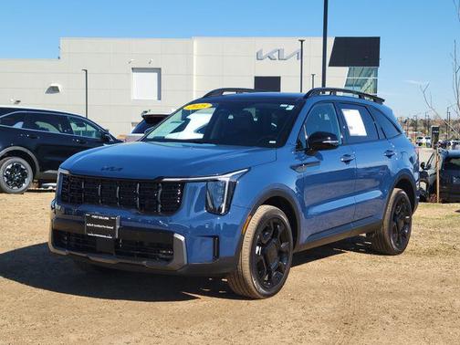 2025 Kia Sorento EX