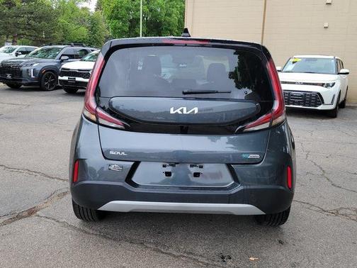 2023 Kia Soul EX