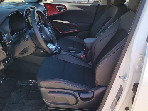 2024 Kia Soul GT-Line