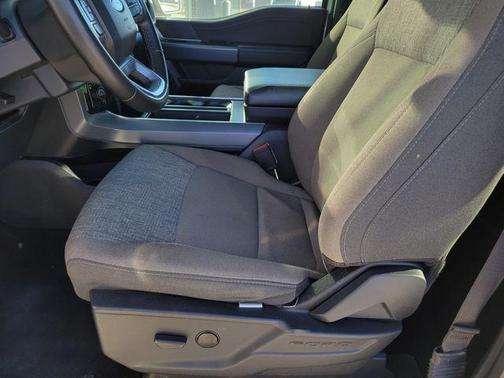 OXFORD WHITE 2024 Ford F-150 XLT