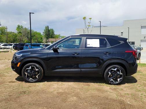 Fusion Black 2026 Kia Seltos S