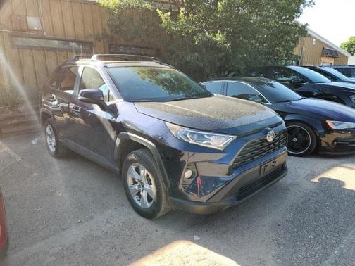 2020 Toyota RAV4 Hybrid XLE