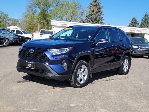 2021 Toyota RAV4 Hybrid XLE