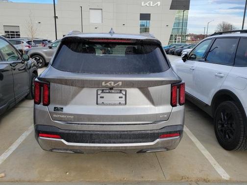 2025 Kia Sorento Hybrid EX