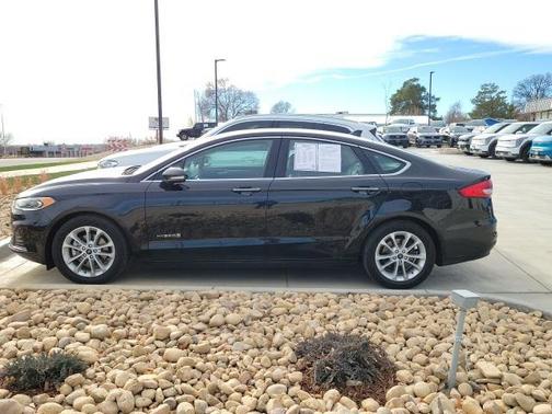 2019 Ford Fusion Hybrid SEL