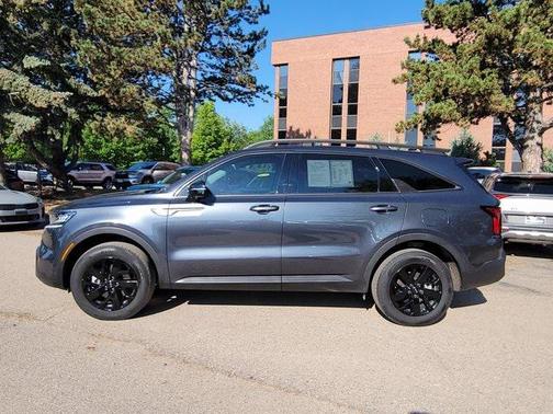 2023 Kia Sorento S