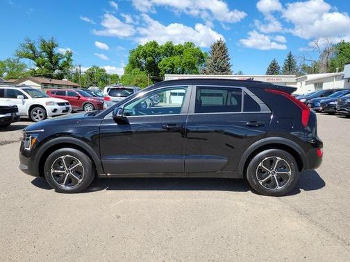 2024 Kia Niro EX