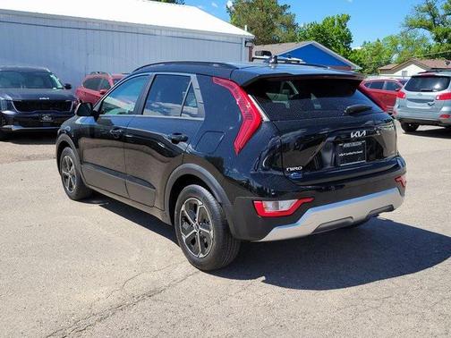 2024 Kia Niro EX