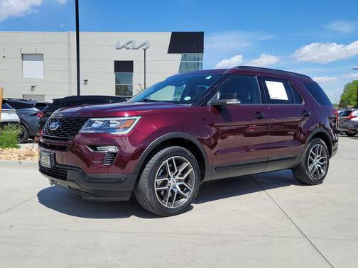 BURGUNDY VELVET MET TINT CC 2019 Ford Explorer Sport