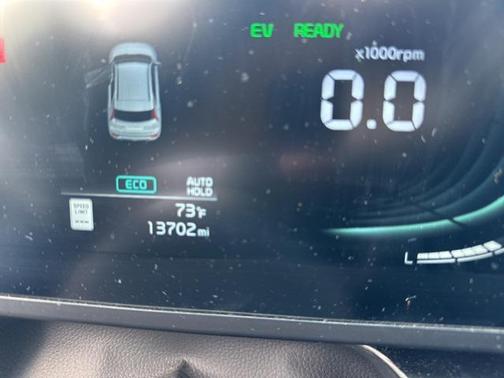 2023 Kia Niro LX