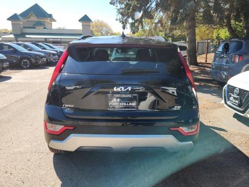 2023 Kia Niro LX