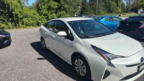 2016 Toyota Prius Two Eco