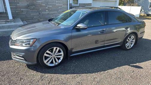 2019 Volkswagen Passat 2.0T Wolfsburg Edition